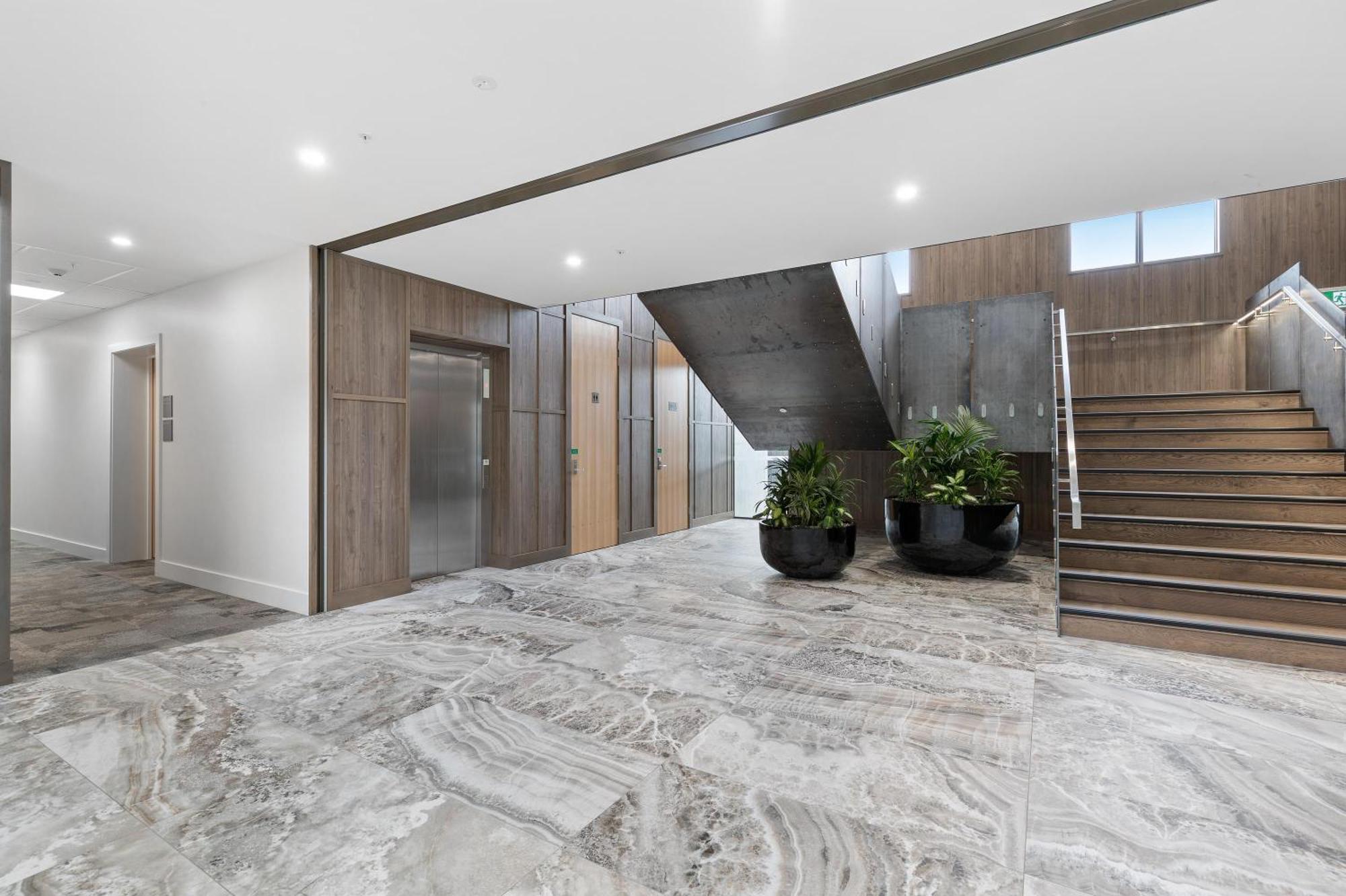 12Th Avenue Suites Квинстаун Экстерьер фото